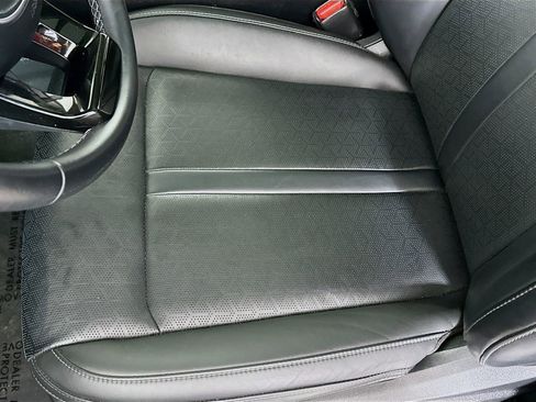 Used 2023 Kia Sorento EX w/ Panoramic Sunroof Package AWD/4WD image 20