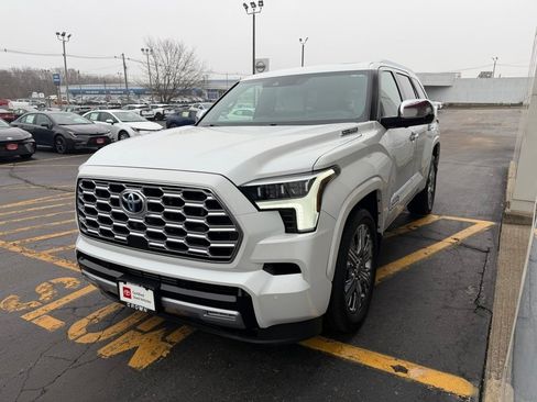 Certified 2024 Toyota Sequoia Capstone image 9