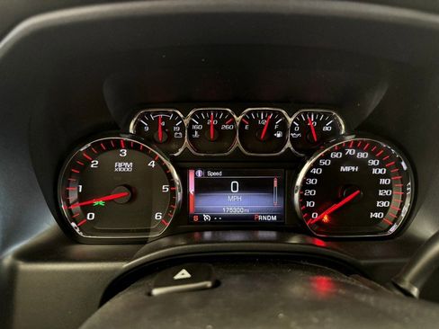 Used 2015 GMC Sierra 1500 SLE w/ SLE Value Package AWD/4WD image 19