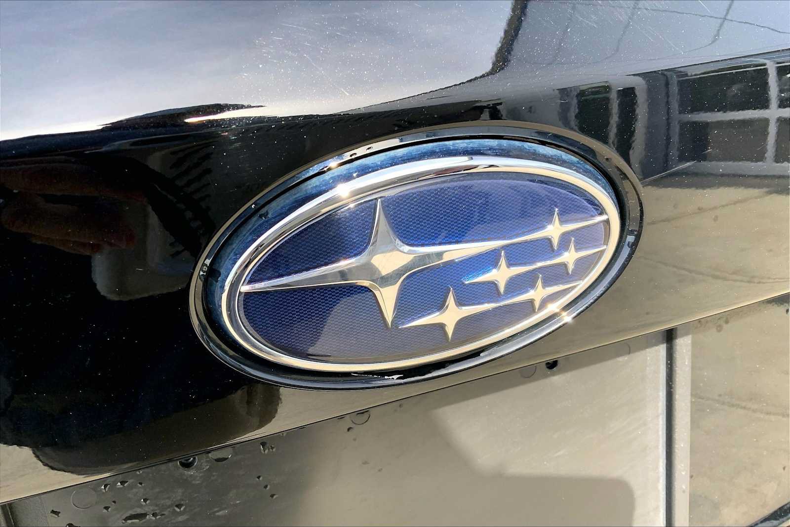 Certified 2024 Subaru Outback Premium AWD/4WD image 32