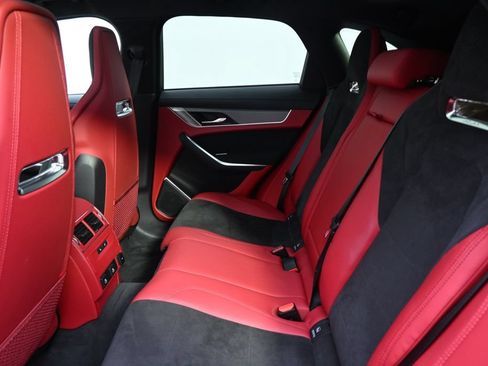 Used 2022 Jaguar F-PACE SVR AWD/4WD image 23