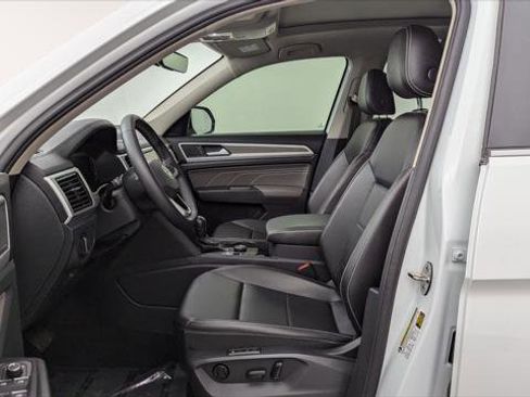 Used 2022 Volkswagen Atlas SEL image 13