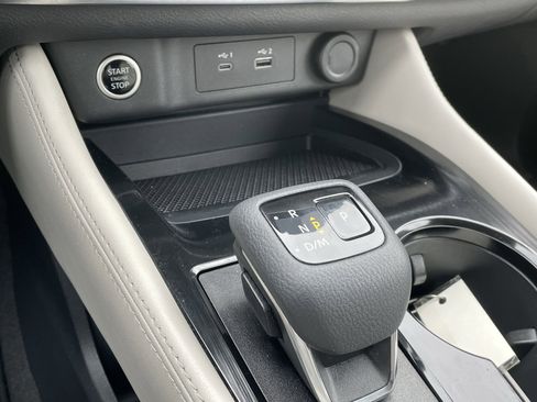 Used 2023 Nissan Rogue SL w/ SL Premium Package image 30