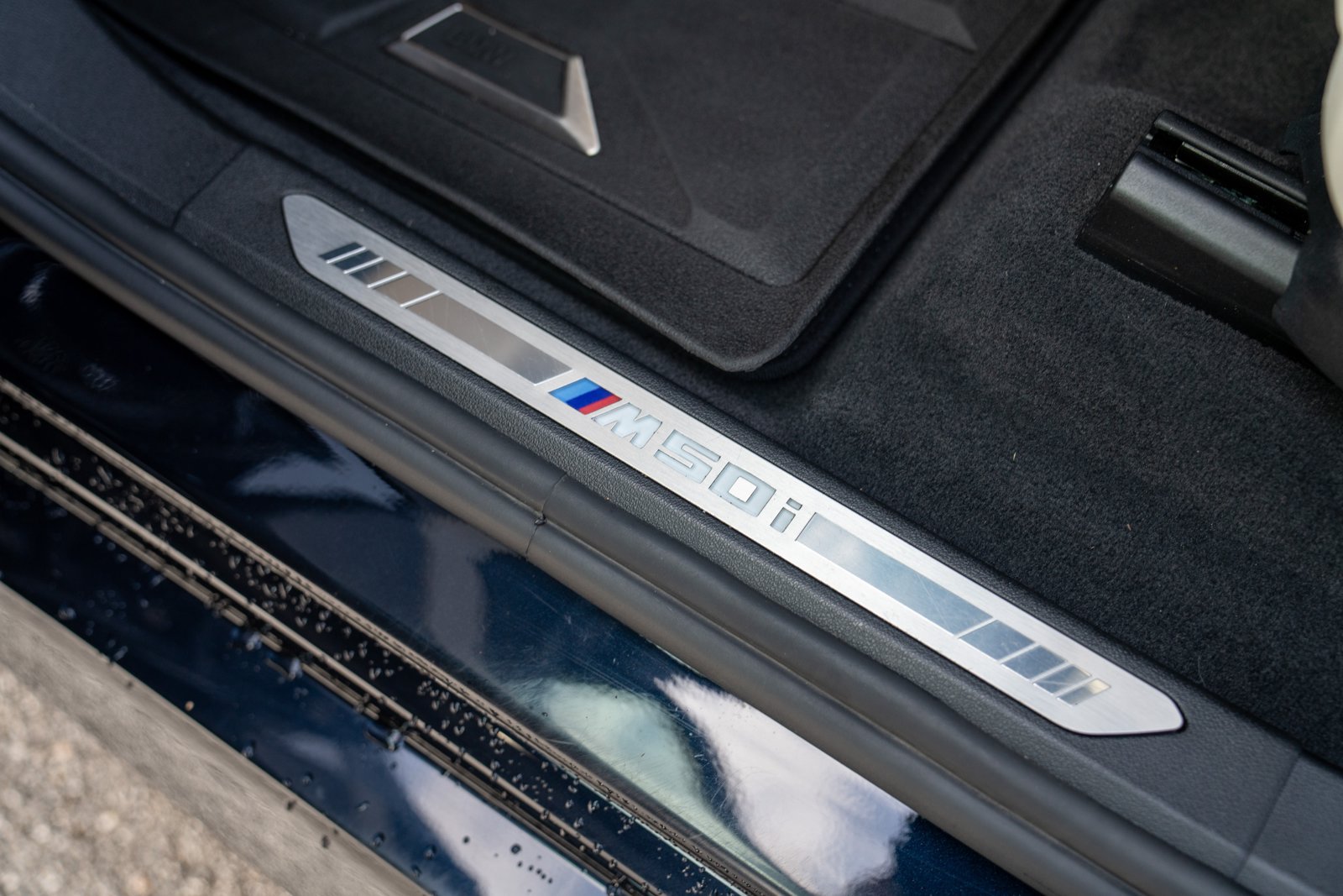 Used 2022 BMW X5 M50i w/ Executive Package AWD/4WD image 12
