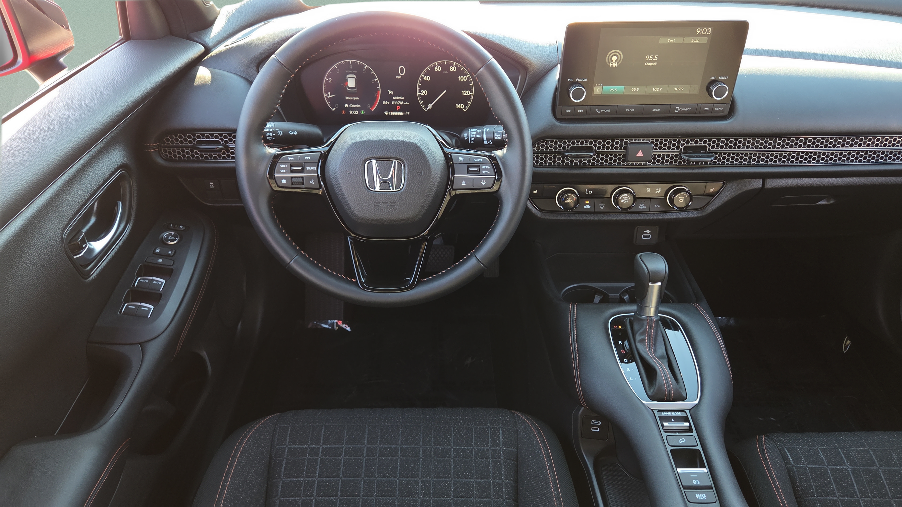 Used 2025 Honda HR-V Sport image 12