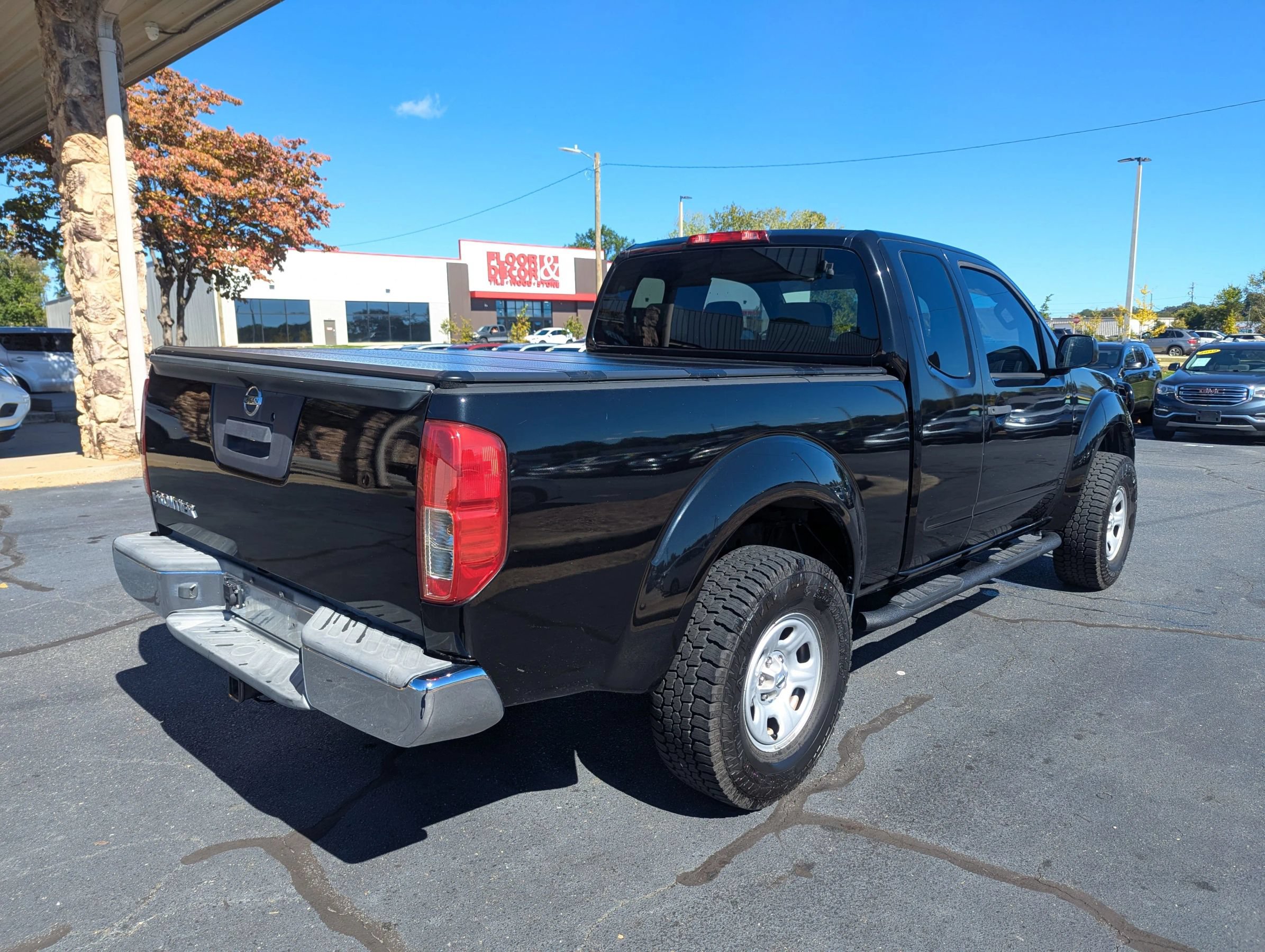 Used 2016 Nissan Frontier S w/ S Preferred Package RWD image 7
