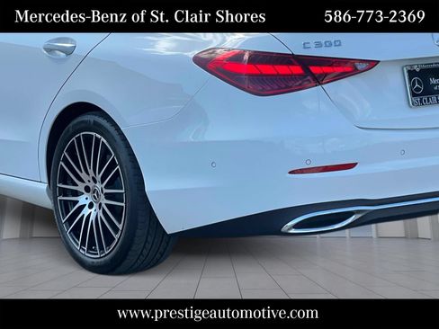 Used 2023 Mercedes-Benz C 300 4MATIC Sedan image 4
