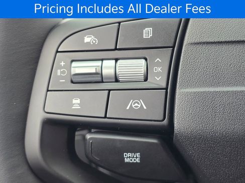 New 2026 Kia Sportage LX FWD image 17