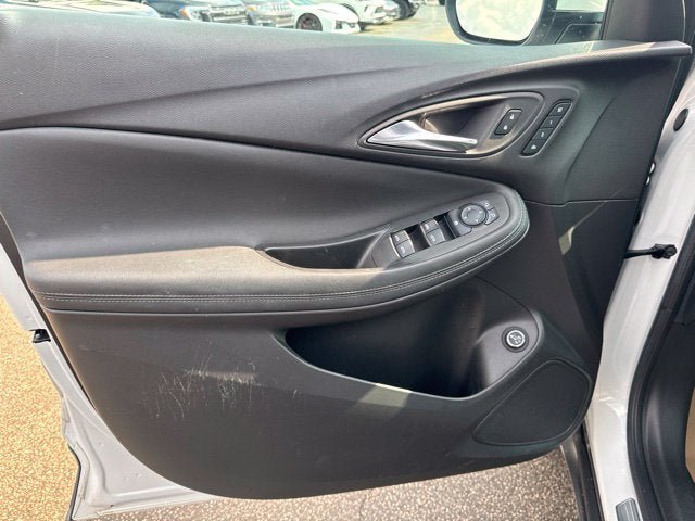 Used 2023 Buick Encore GX Essence w/ Experience Buick Package AWD/4WD image 8