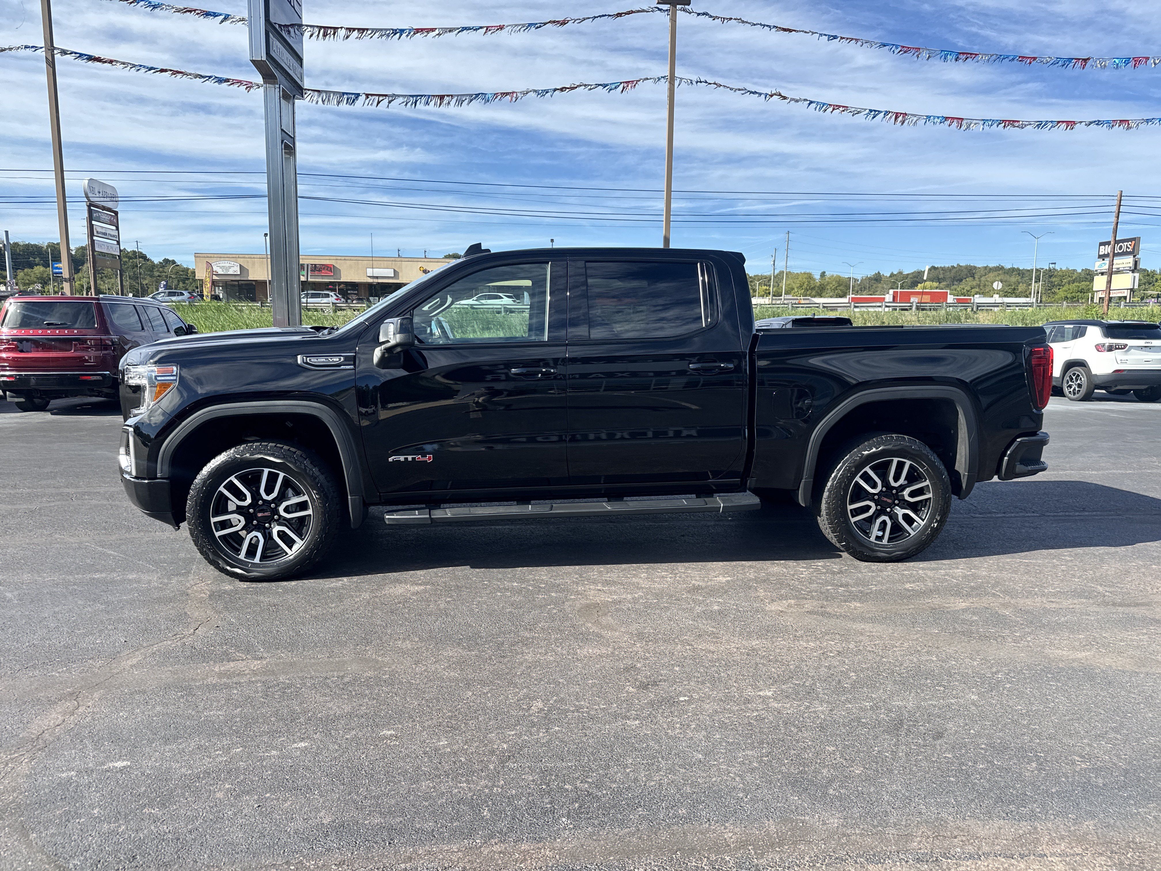 Used 2019 GMC Sierra 1500 AT4 w/ AT4 Premium Package AWD/4WD image 14