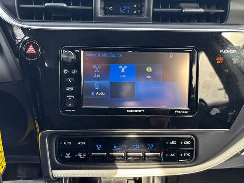 Used 2016 Scion iM Base image 23