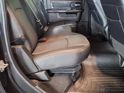 Used 2018 RAM 2500 Laramie w/ Sport Appearance Group AWD/4WD image 11