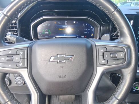 Used 2023 Chevrolet Silverado 1500 RST AWD/4WD image 14