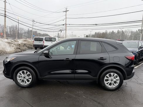 Used 2025 Ford Escape Active w/ Cold Weather Package image 2