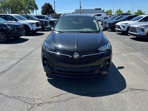 Used 2023 Buick Encore GX Select w/ Experience Buick Package FWD image 2