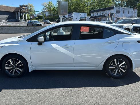 Certified 2025 Nissan Versa SV w/ Trunk Package FWD image 4
