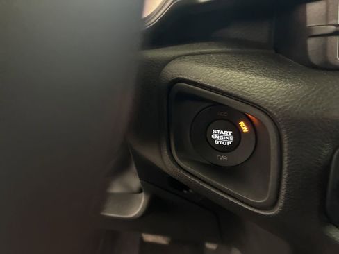 Used 2025 Jeep Wrangler Unlimited Sport AWD/4WD image 22