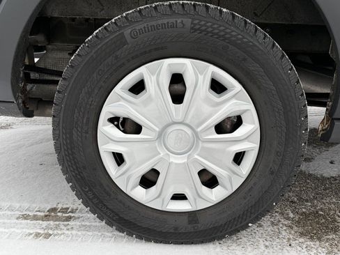 Used 2015 Ford Transit 150 XLT image 13