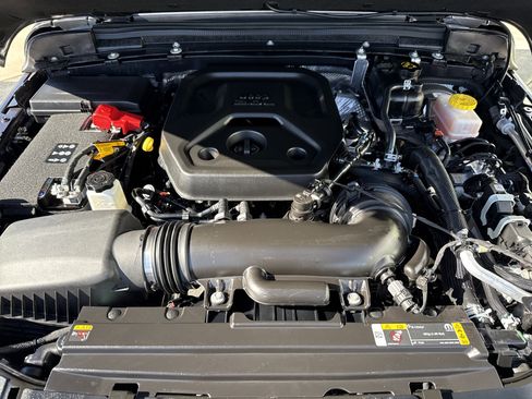 Used 2024 Jeep Wrangler Sport image 35