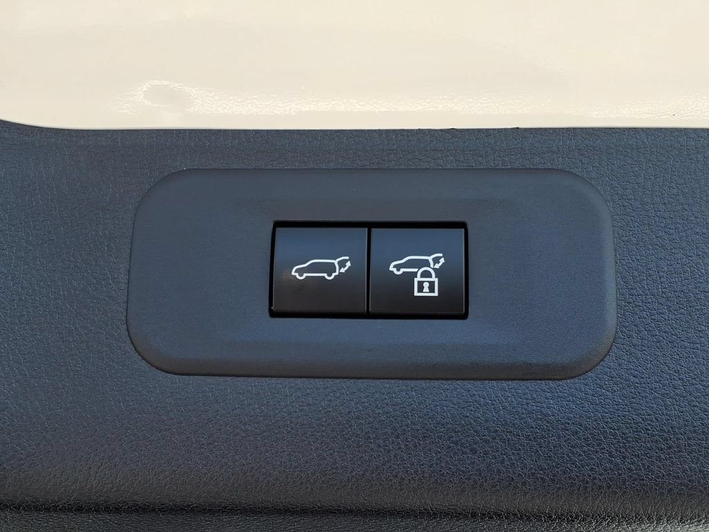 Used 2025 Lexus TX 350 AWD w/ Technology Package image 6