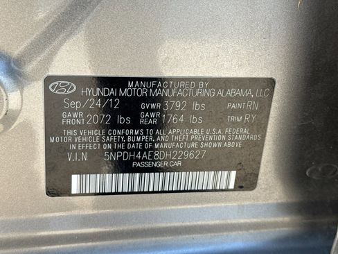 Used 2013 Hyundai Elantra Limited w/ Technology Pkg image 23
