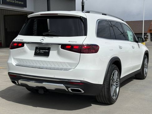 Used 2025 Mercedes-Benz GLS 450 4MATIC image 50