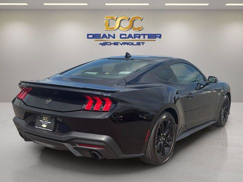 Used 2026 Ford Mustang GT RWD image 5