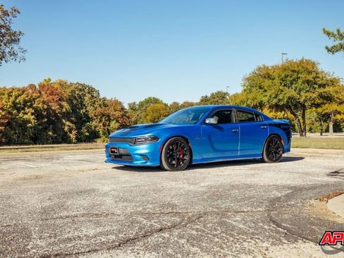 Used 2015 Dodge Charger SRT Hellcat image 59