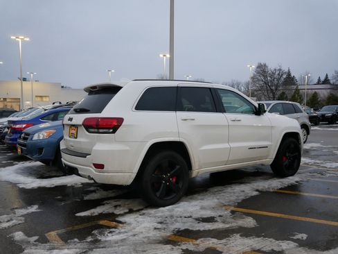 Used 2015 Jeep Grand Cherokee Altitude image 3