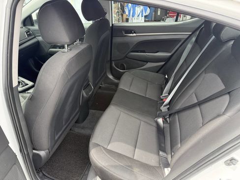 Used 2018 Hyundai Elantra SEL image 14