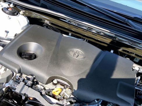 Used 2023 Toyota Camry XLE w/ Navigation Package FWD image 33