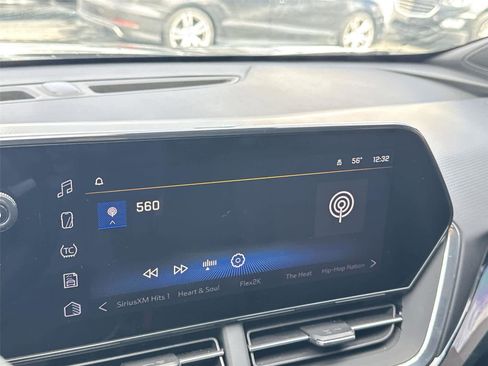 Used 2024 Chevrolet Trax RS w/ Driver Confidence Package image 17