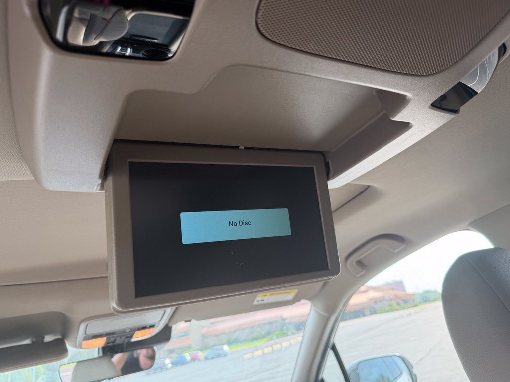 Used 2020 Honda Pilot Touring image 21