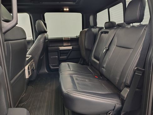 Used 2022 Ford F250 Lariat w/ Chrome Package image 13