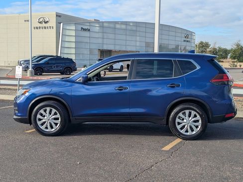 Used 2020 Nissan Rogue S image 3