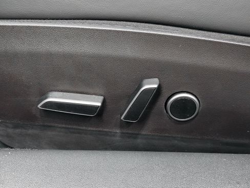 Used 2022 Tesla Model 3 Long Range AWD/4WD image 6