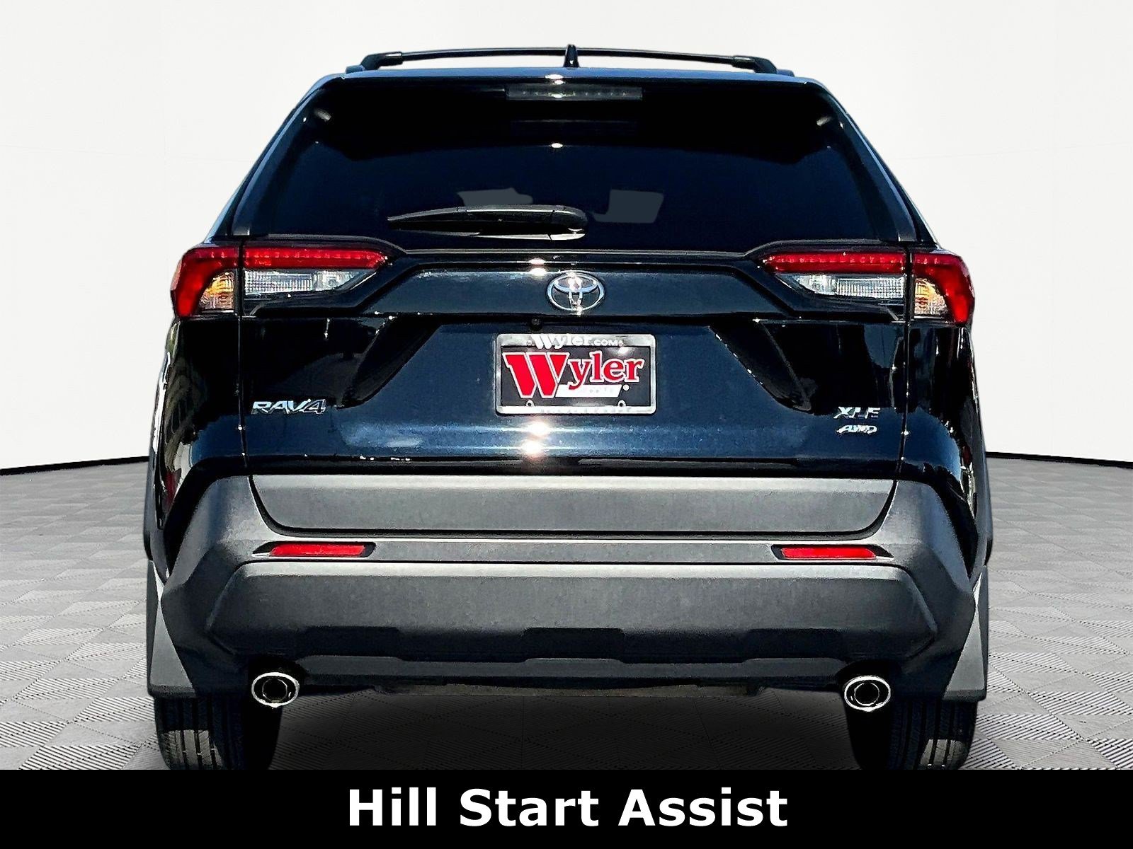 Used 2023 Toyota RAV4 XLE w/ Convenience Package AWD/4WD image 5