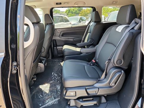 New 2026 Honda Odyssey EX-L image 6