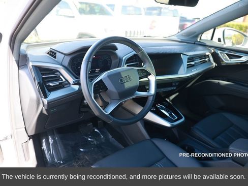 Used 2024 Audi Q4 e-tron Premium Plus w/ Premium Plus image 15