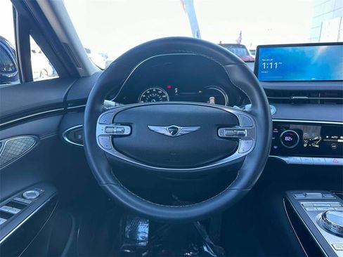 Used 2025 Genesis GV70 2.5T image 13