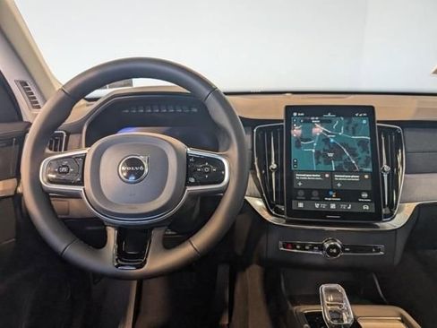 New 2026 Volvo XC90 B6 Ultra w/ Protection Package AWD/4WD image 14