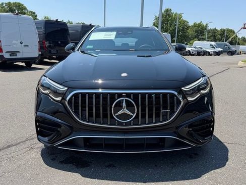 Used 2026 Mercedes-Benz E 53 AMG e 4MATIC Wagon image 2