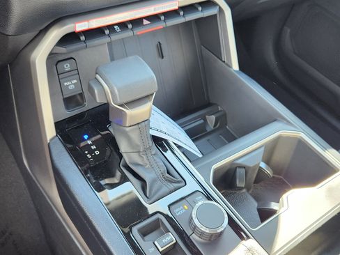 New 2026 Toyota Tundra SR5 w/ SR5 Convenience Package image 11