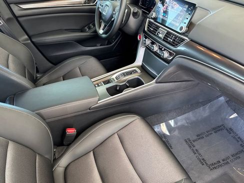 Certified 2022 Honda Accord Sport image 19