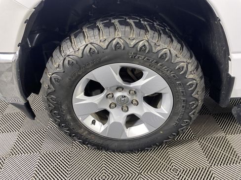 Used 2023 RAM 1500 Lone Star AWD/4WD image 13