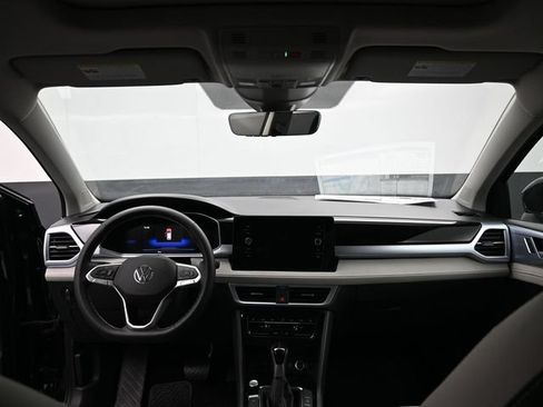 New 2026 Volkswagen Taos SE AWD/4WD image 10