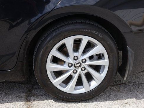 Used 2024 Toyota Camry SE image 38