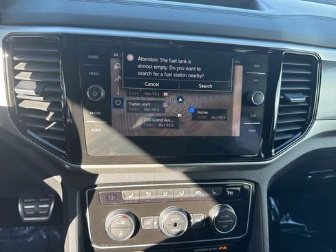 Used 2021 Volkswagen Atlas Cross Sport SEL R-Line image 19