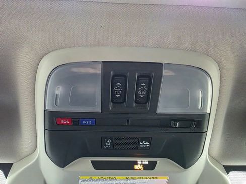 Used 2021 Subaru Crosstrek 2.5i Sport w/ Moonroof Package image 22