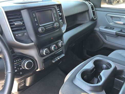 Used 2022 RAM 1500 Big Horn AWD/4WD image 14